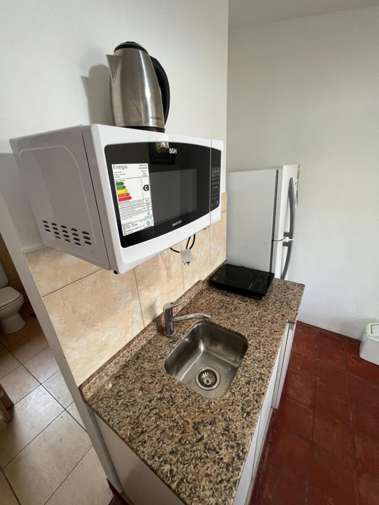 Tres Cerritos Apartment *